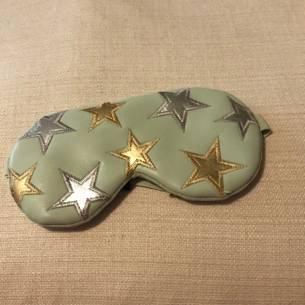 Free people cooling / sleep mask